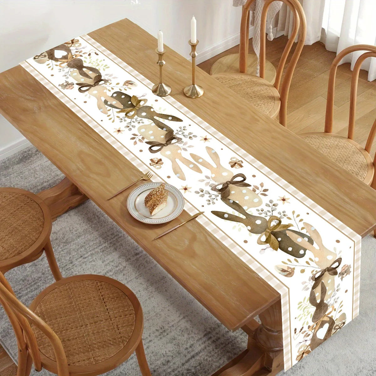 Bordslöpare med påsktema